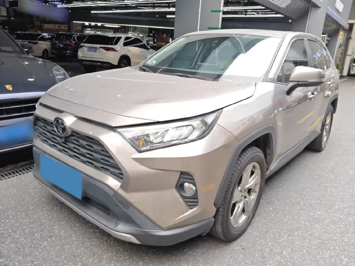 2021 Toyota RAV4 2.0L 171HP L4 CVT,autocango,china used car exporter,china ev exporter,chinese used car exporter,chinese used ev exporter
