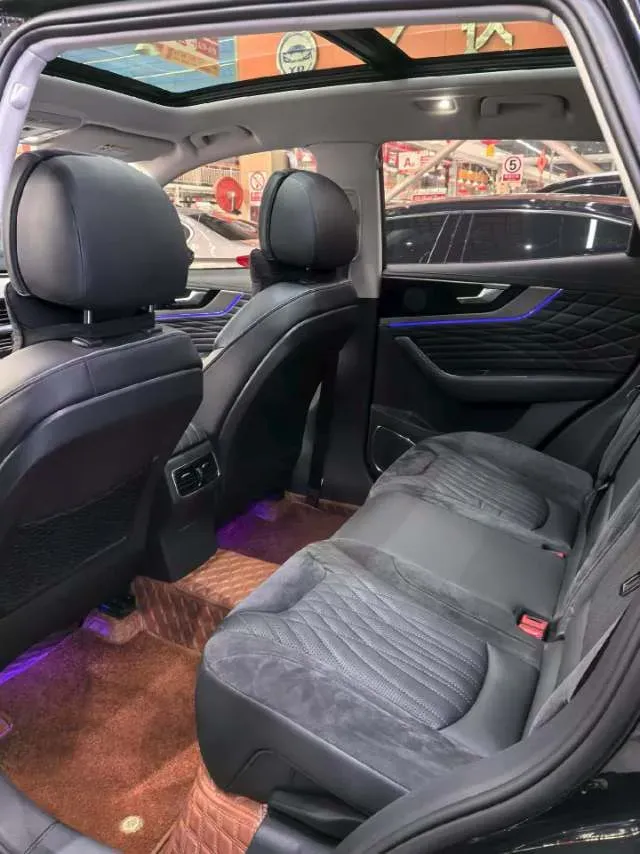 2022 HongQi HS5 2.0T 224HP L4 6AT,autocango,china used car exporter,china ev exporter,chinese used car exporter,chinese used ev exporter