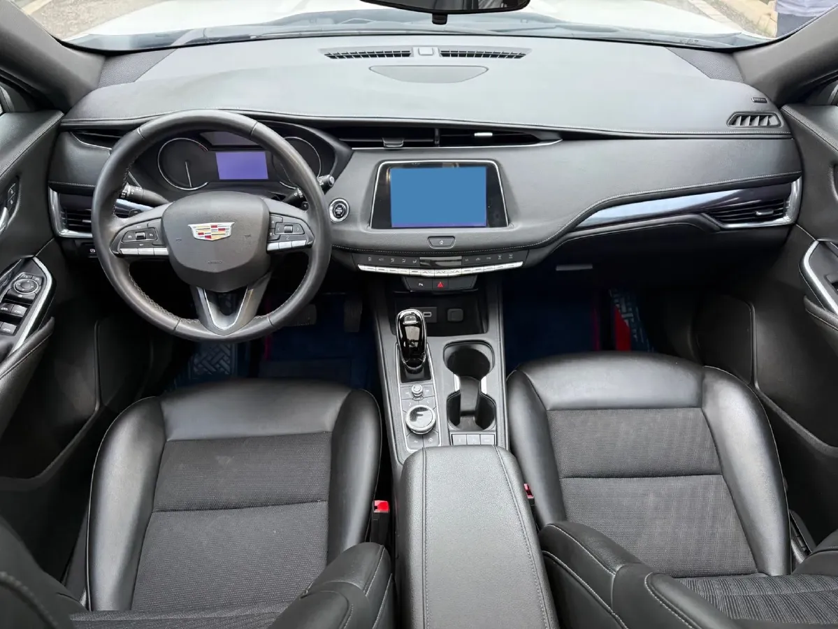 2022 Cadillac XT4 2.0T 237HP L4 9AT,autocango,china used car exporter,china ev exporter,chinese used car exporter,chinese used ev exporter