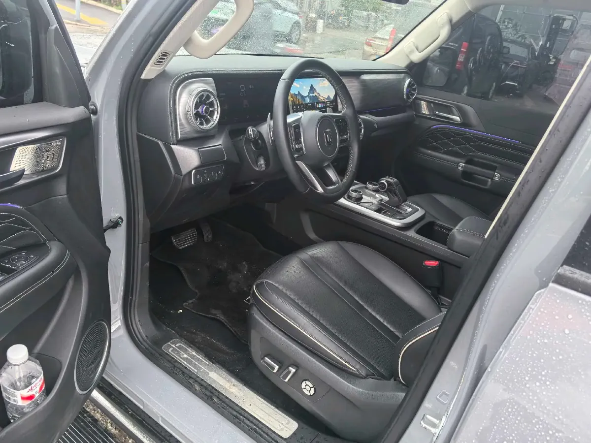 2023 Tank 300 2.0T 227HP L4 8AT,autocango,china used car exporter,china ev exporter,chinese used car exporter,chinese used ev exporter