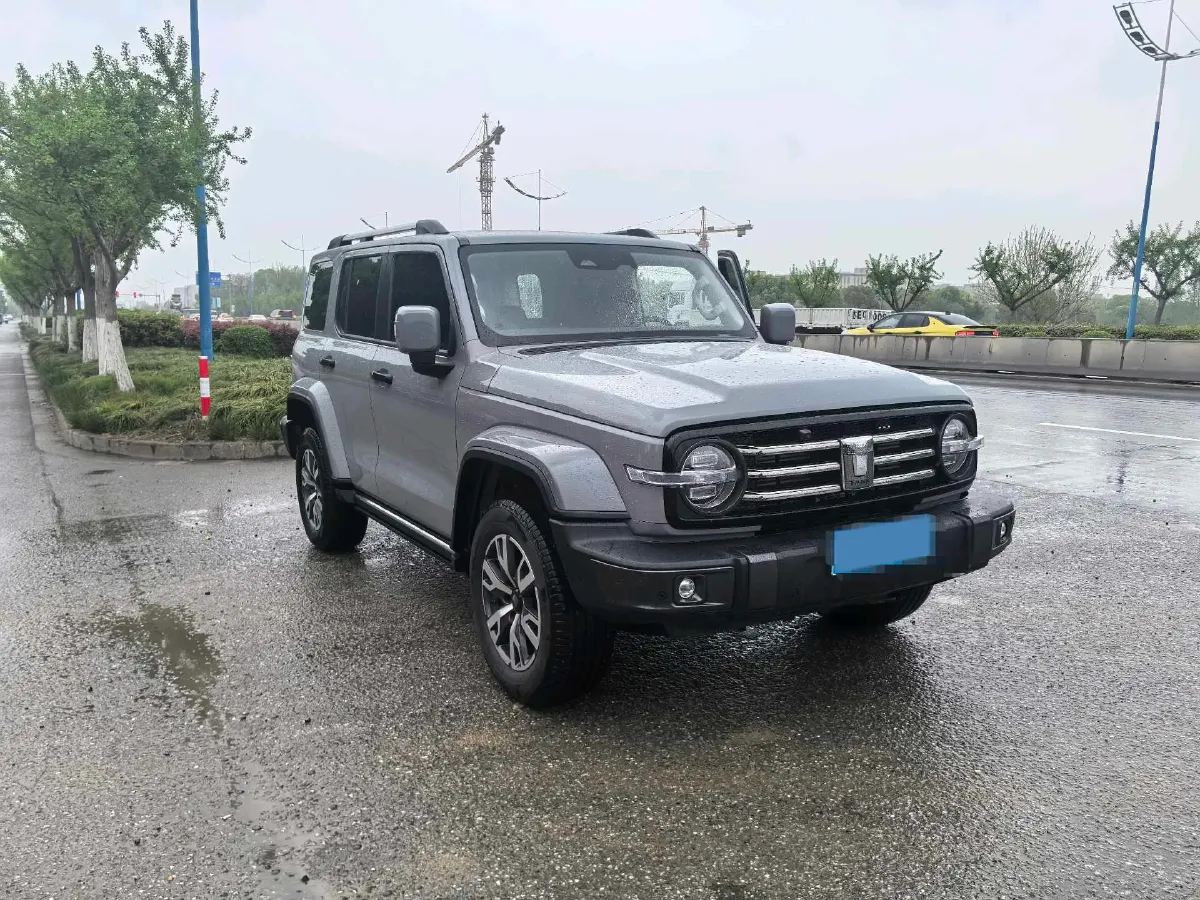 2023 Tank 300 2.0T 227HP L4 8AT,autocango,china used car exporter,china ev exporter,chinese used car exporter,chinese used ev exporter