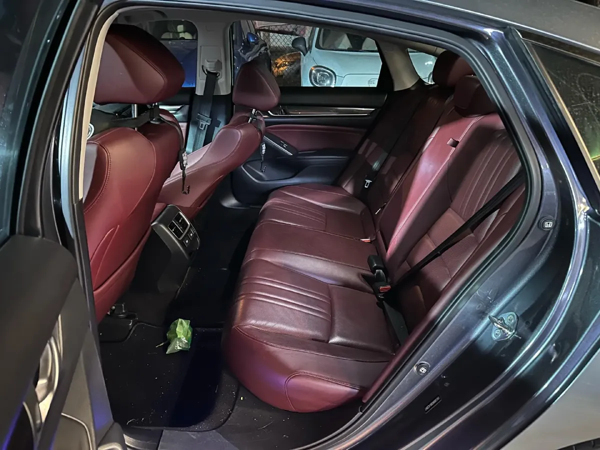 2022 Honda Accord 1.5T 194HP L4 CVT,autocango,china used car exporter,china ev exporter,chinese used car exporter,chinese used ev exporter