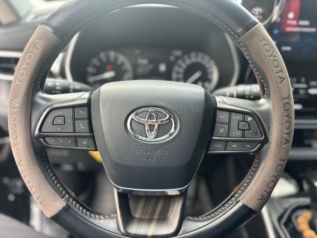 2022 Toyota Highlander 2.0T 248HP L4 8AT,autocango,china used car exporter,china ev exporter,chinese used car exporter,chinese used ev exporter