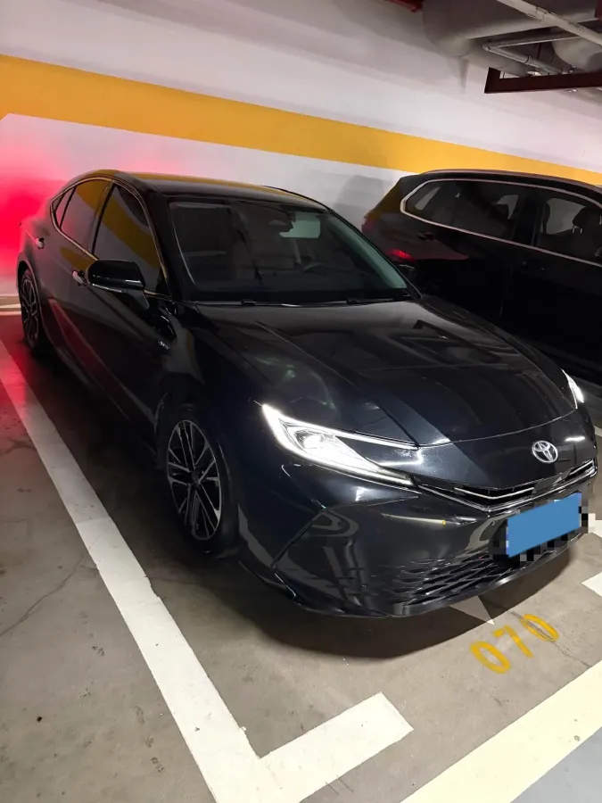 2024 Toyota Camry 2.0L 152HP L4 E-CVT Hybrid,autocango,china used car exporter,china ev exporter,chinese used car exporter,chinese used ev exporter