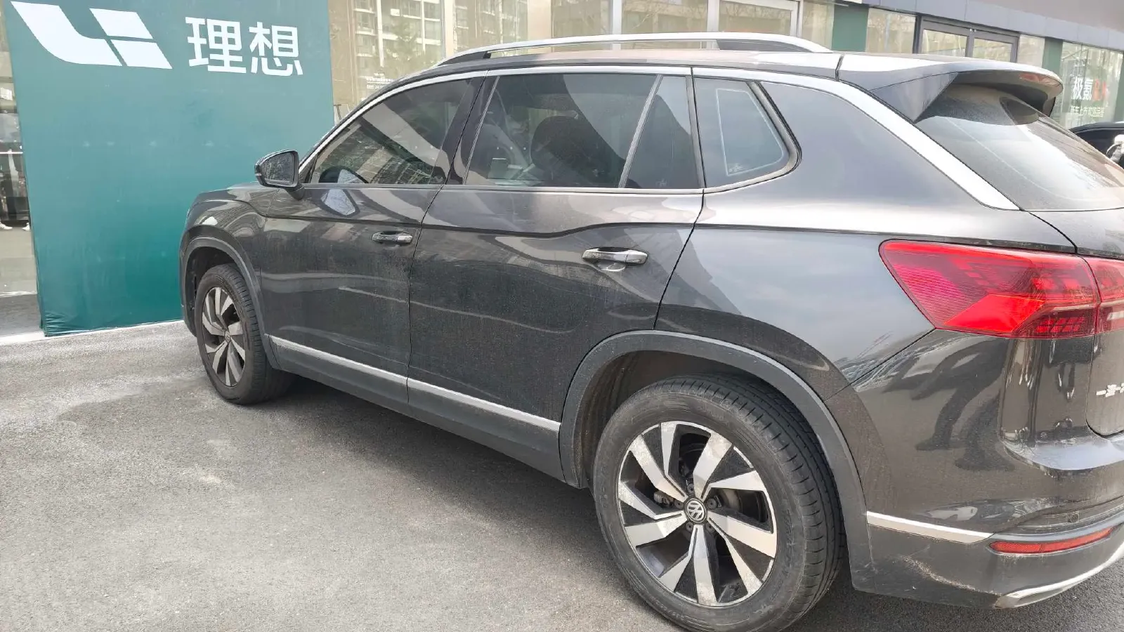 2019 Jeep Cherokee 2.0T 234HP L4 9AT,autocango,china used car exporter,china ev exporter,chinese used car exporter,chinese used ev exporter
