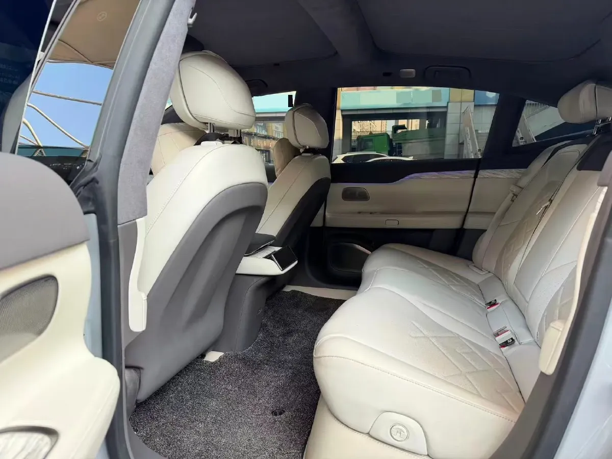 2021 Volkswagen ID.6 Crozz BEV 84.8KWH,autocango,china used car exporter,china ev exporter,chinese used car exporter,chinese used ev exporter