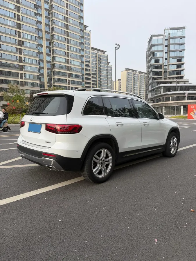 2021 Mercedes-Benz GLB Class 1.3T 163HP L4 7DCT,autocango,china used car exporter,china ev exporter,chinese used car exporter,chinese used ev exporter