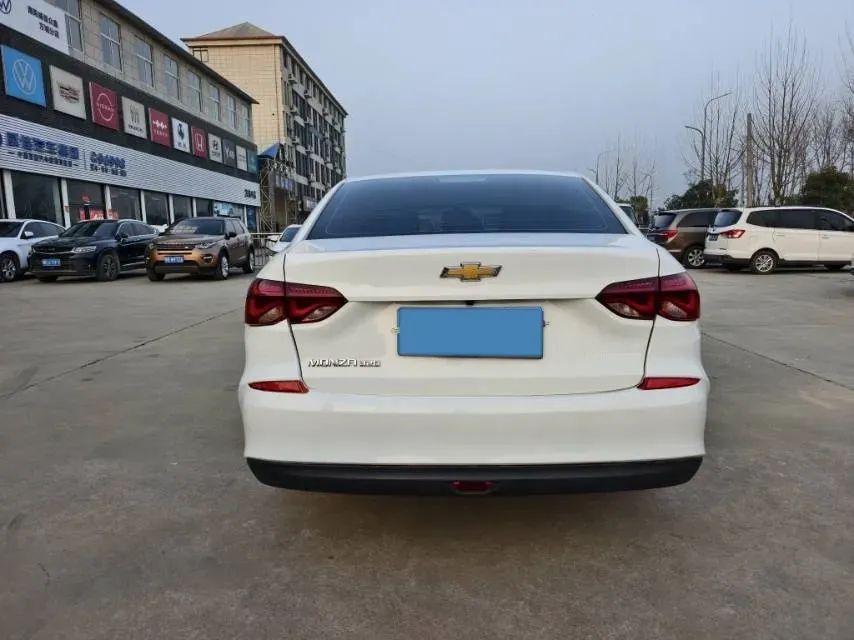 2022 Chevrolet Monza 1.5L 113HP L4 6AT,autocango,china used car exporter,china ev exporter,chinese used car exporter,chinese used ev exporter