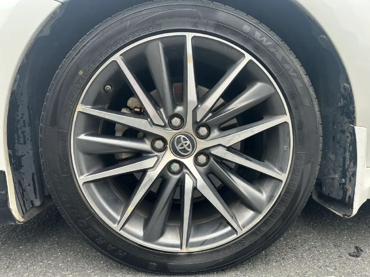 2021 Toyota Camry 2.5L 209HP L4 8AT,autocango,china used car exporter,china ev exporter,chinese used car exporter,chinese used ev exporter