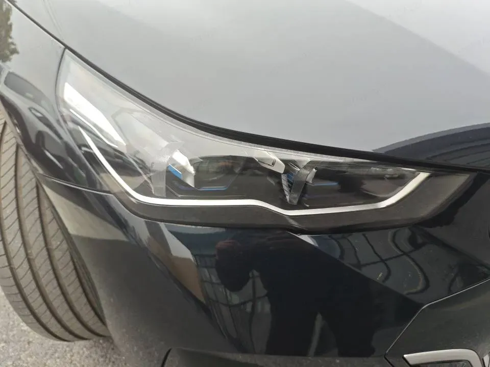 2025 BMW 5 Series 2.0T 258HP L4 8AT,autocango,china used car exporter,china ev exporter,chinese used car exporter,chinese used ev exporter