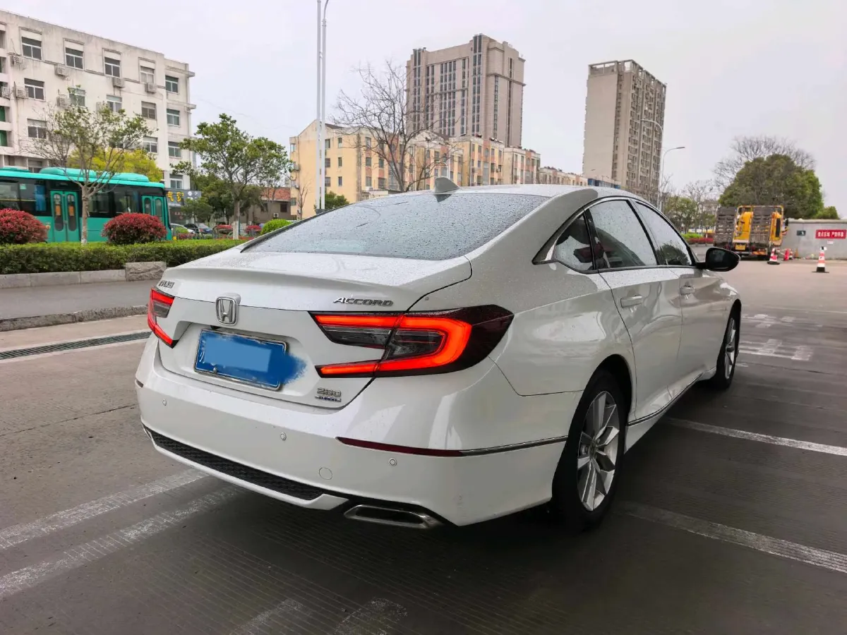 2022 Honda Accord 1.5T 194HP L4 CVT,autocango,china used car exporter,china ev exporter,chinese used car exporter,chinese used ev exporter