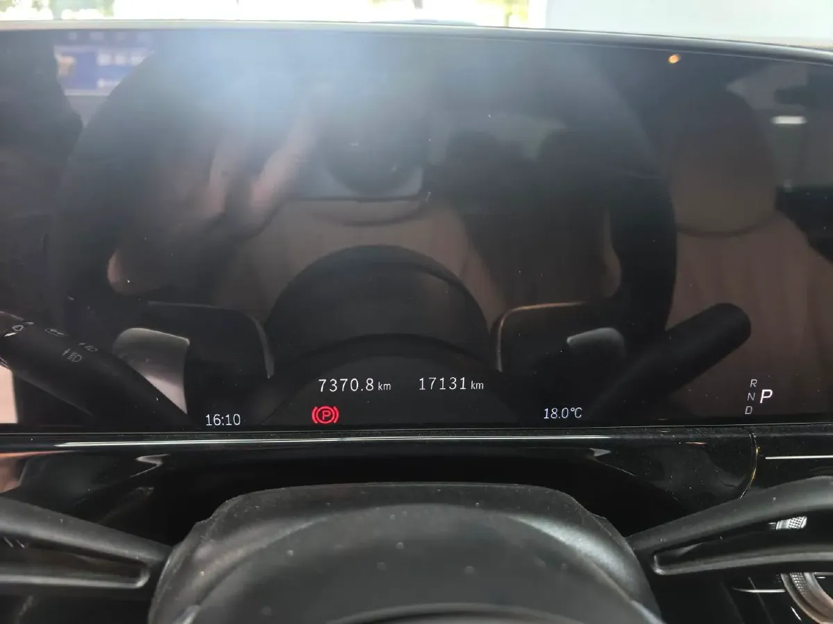 2025 Mercedes-Benz E Class 2.0T 204HP L4 9AT,autocango,china used car exporter,china ev exporter,chinese used car exporter,chinese used ev exporter