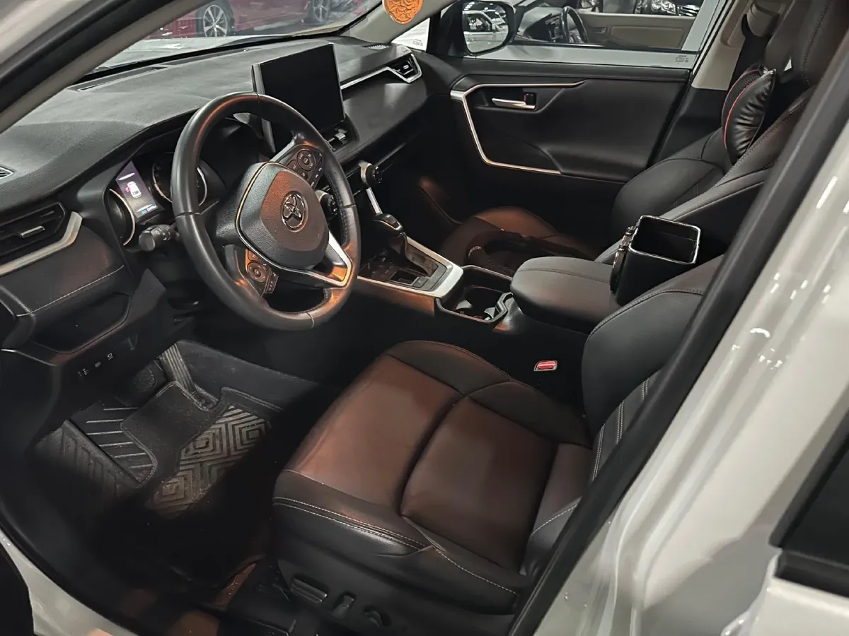 2022 Toyota Wildlander 2.5L 178HP L4 E-CVT Hybrid,autocango,china used car exporter,china ev exporter,chinese used car exporter,chinese used ev exporter