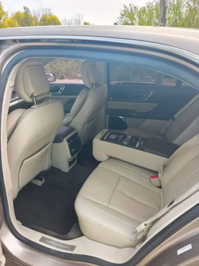 2018 Lincoln Continental 2.0T 261HP L4 6AT,autocango,china used car exporter,china ev exporter,chinese used car exporter,chinese used ev exporter