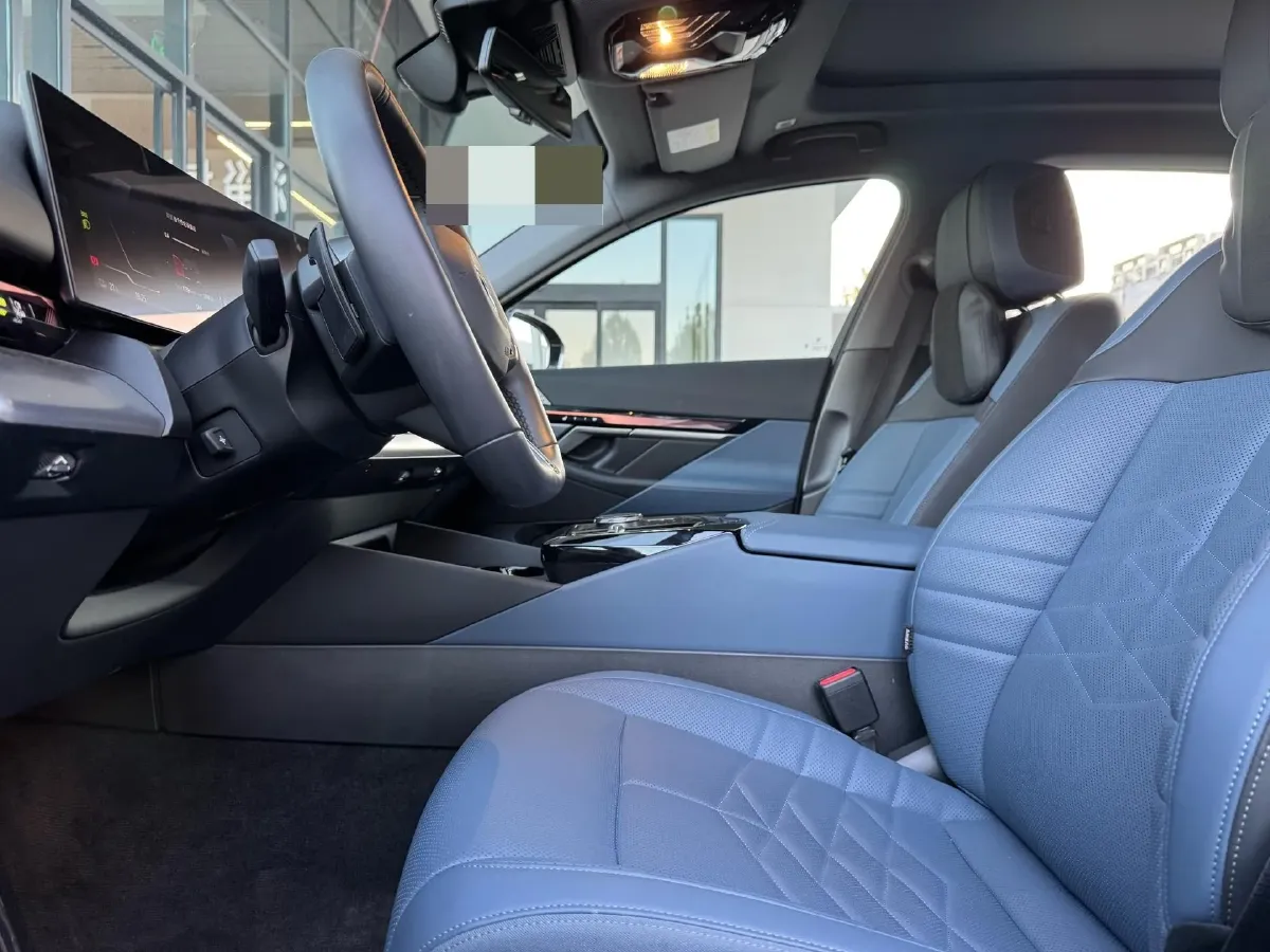 2024 BMW i5 BEV 79.05KWH,autocango,china used car exporter,china ev exporter,chinese used car exporter,chinese used ev exporter