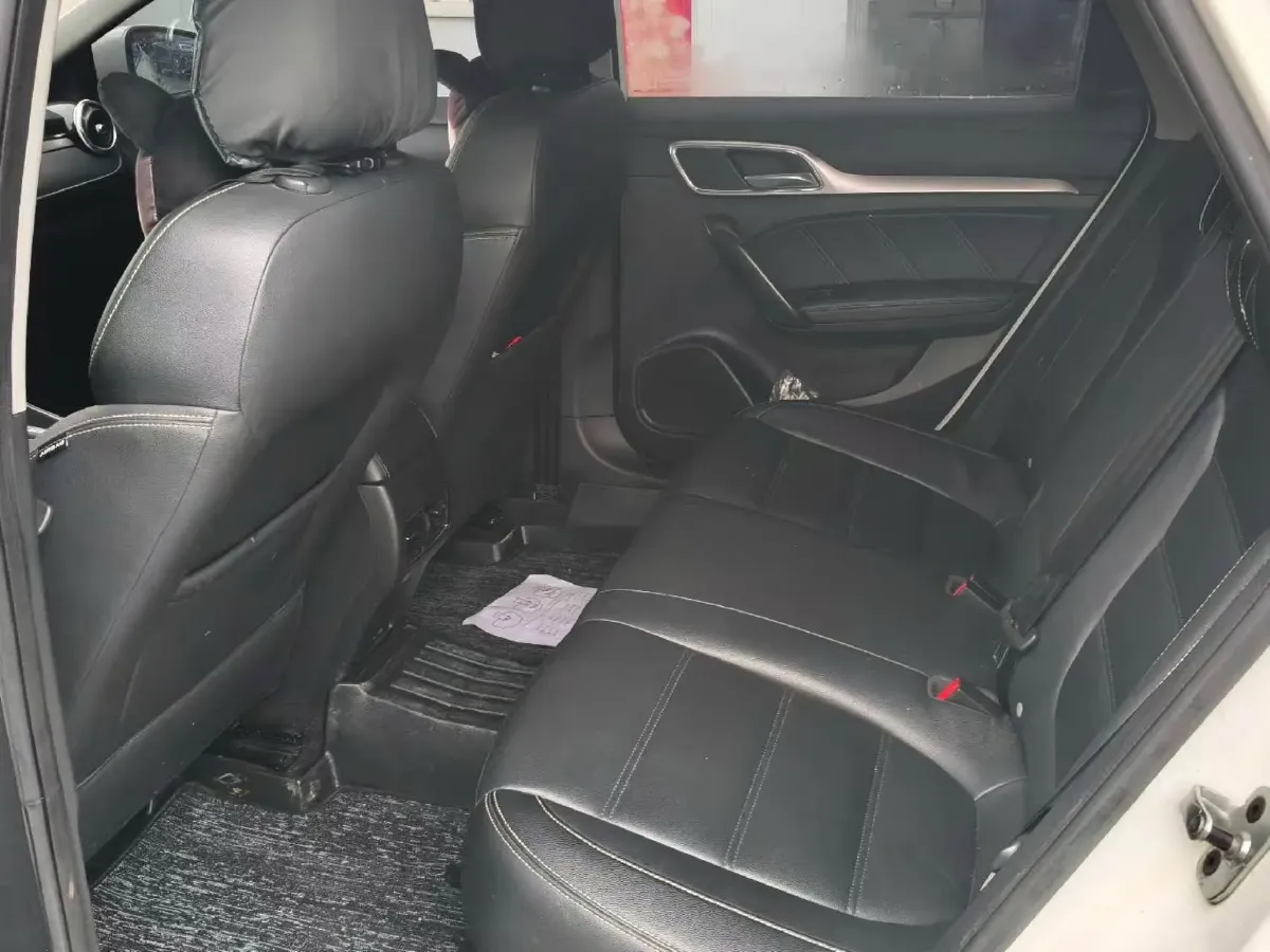 2019 MAXUS D60 1.5T 169HP L4 7DCT,autocango,china used car exporter,china ev exporter,chinese used car exporter,chinese used ev exporter