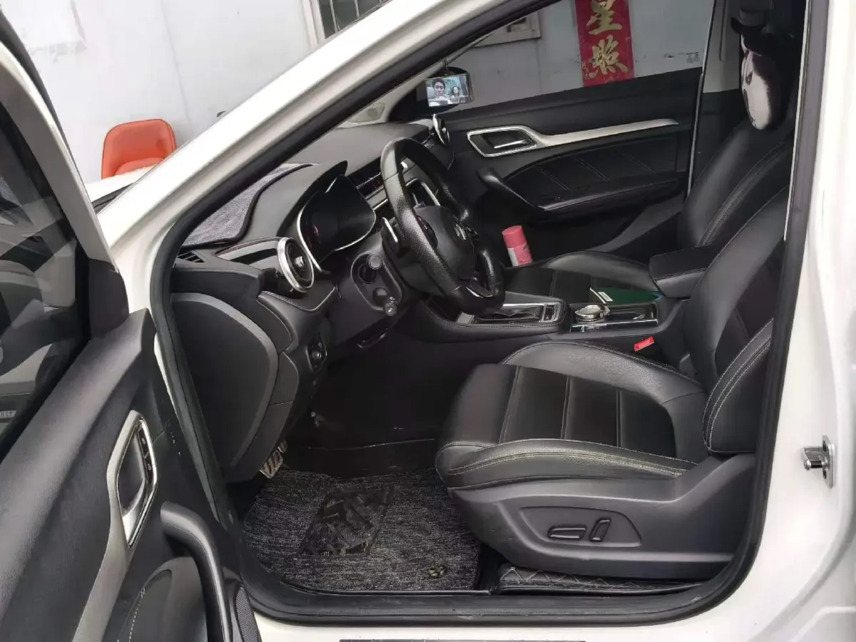 2019 MAXUS D60 1.5T 169HP L4 7DCT,autocango,china used car exporter,china ev exporter,chinese used car exporter,chinese used ev exporter