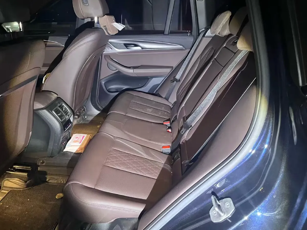 2023 BMW X3 2.0T 245HP L4 8AT,autocango,china used car exporter,china ev exporter,chinese used car exporter,chinese used ev exporter