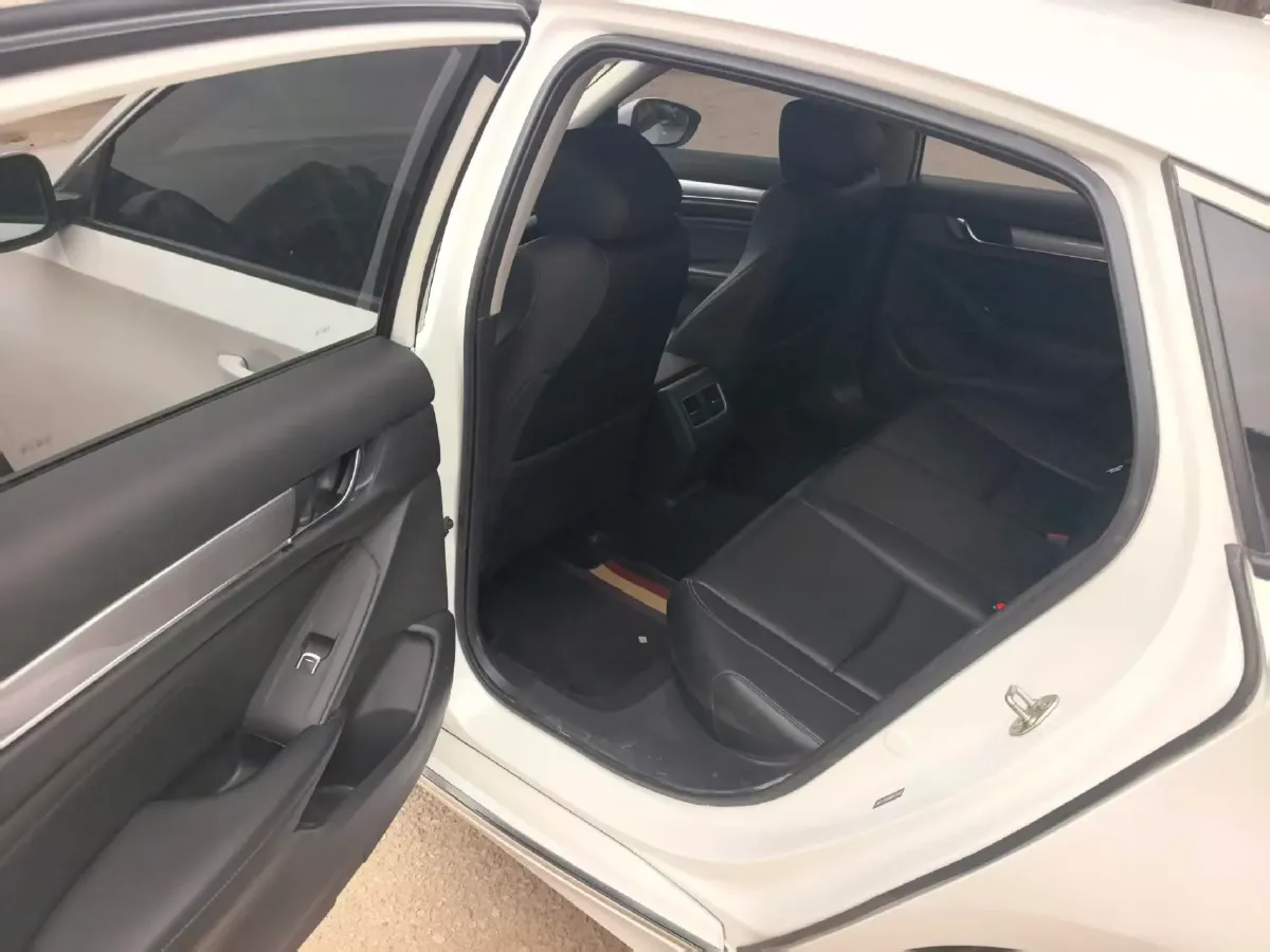 2018 Honda Accord 1.5T 194HP L4 CVT,autocango,china used car exporter,china ev exporter,chinese used car exporter,chinese used ev exporter