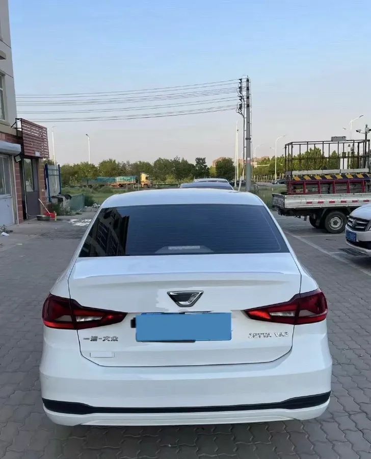 2021 Jetta VA3 1.5L 112HP L4 5MT,autocango,china used car exporter,china ev exporter,chinese used car exporter,chinese used ev exporter