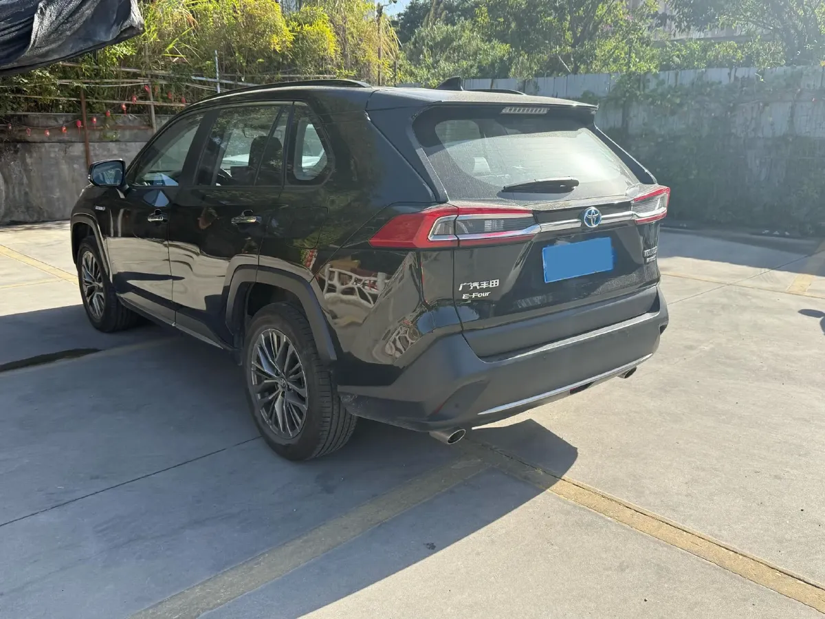 2023 Toyota Wildlander 2.5L 178HP L4 E-CVT Hybrid,autocango,china used car exporter,china ev exporter,chinese used car exporter,chinese used ev exporter