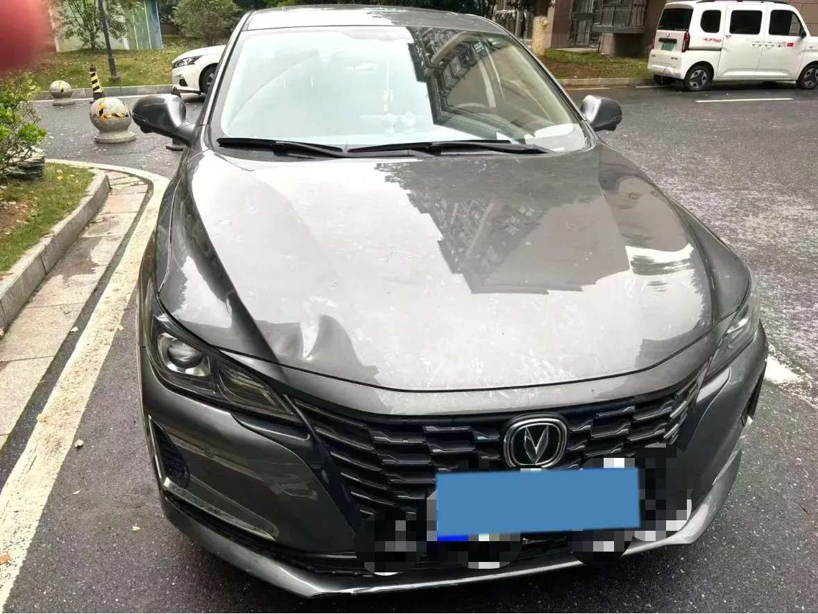 2022 ChangAn Raeton CC 1.5T 188HP L4 7DCT,autocango,china used car exporter,china ev exporter,chinese used car exporter,chinese used ev exporter