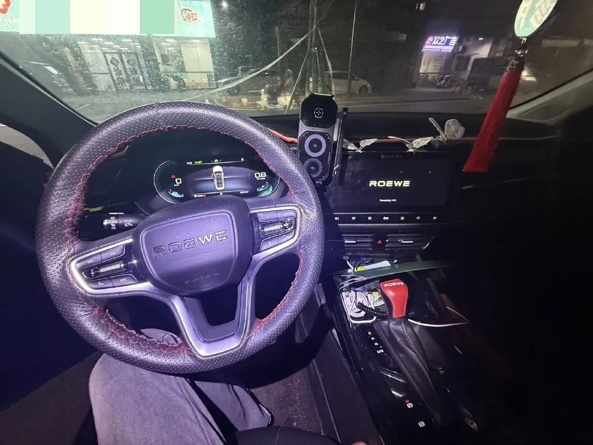 2021 Roewe i5 1.5L 120HP L4 CVT,autocango,china used car exporter,china ev exporter,chinese used car exporter,chinese used ev exporter