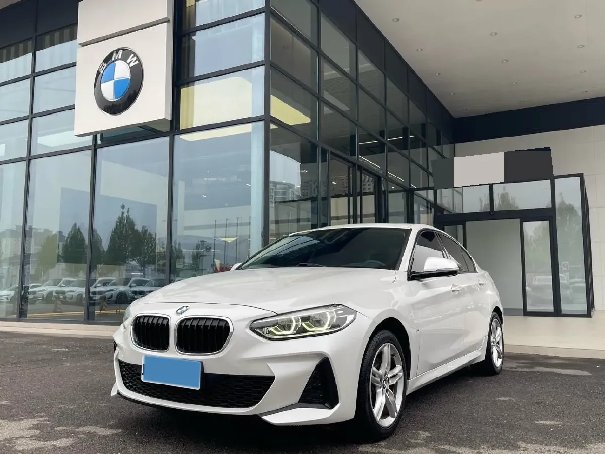2020 BMW 1 Series 1.5T 140HP L3 7DCT,autocango,china used car exporter,china ev exporter,chinese used car exporter,chinese used ev exporter