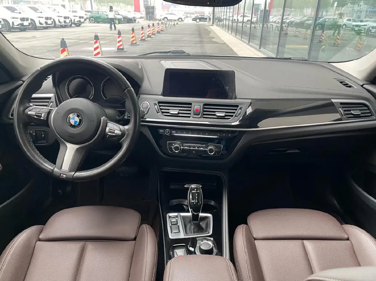 2020 BMW 1 Series 1.5T 140HP L3 7DCT,autocango,china used car exporter,china ev exporter,chinese used car exporter,chinese used ev exporter