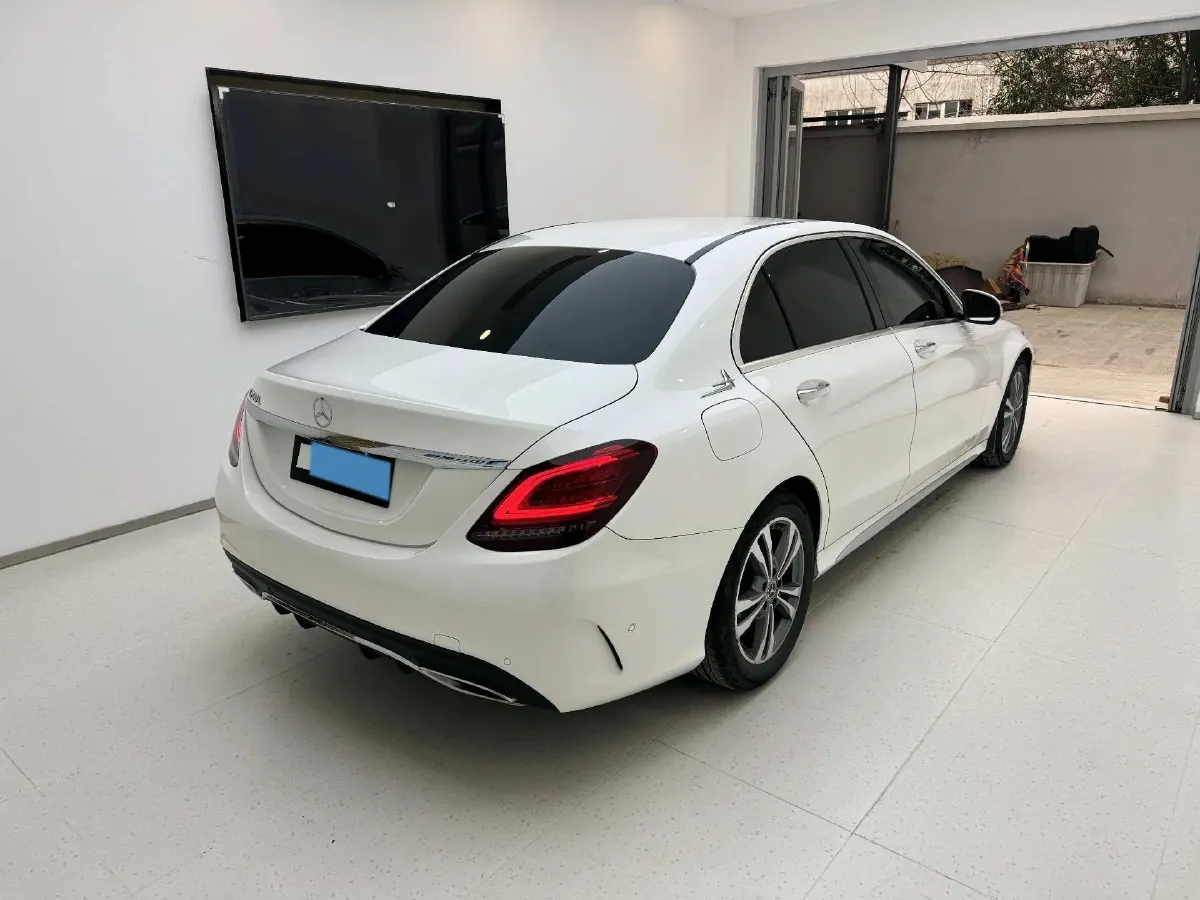 2020 Mercedes-Benz C Class 1.5T 156HP L4 9AT,autocango,china used car exporter,china ev exporter,chinese used car exporter,chinese used ev exporter