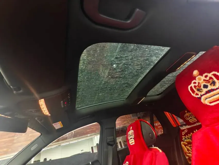 2020 Mercedes-Benz GLC Class 2.0T 197HP L4 9AT,autocango,china used car exporter,china ev exporter,chinese used car exporter,chinese used ev exporter