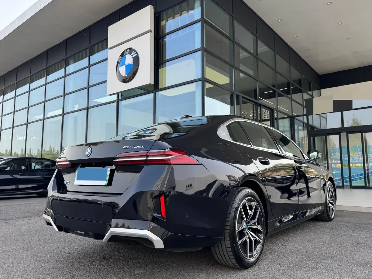 2024 BMW i5 BEV 79.05KWH,autocango,china used car exporter,china ev exporter,chinese used car exporter,chinese used ev exporter