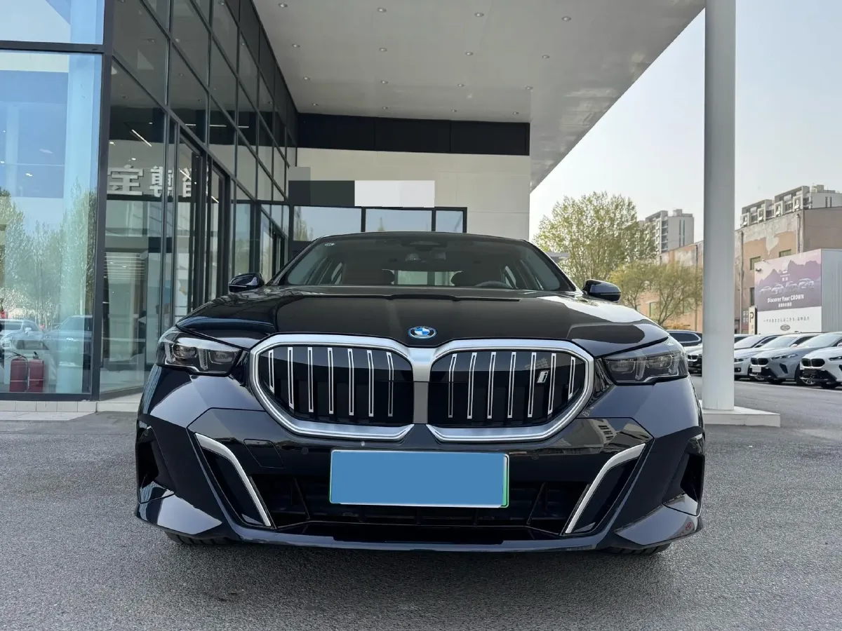 2024 BMW i5 BEV 79.05KWH,autocango,china used car exporter,china ev exporter,chinese used car exporter,chinese used ev exporter