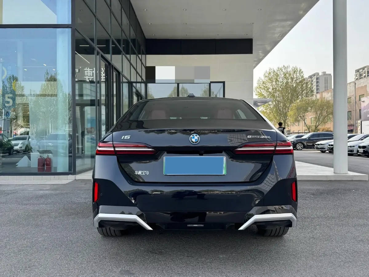 2024 BMW i5 BEV 79.05KWH,autocango,china used car exporter,china ev exporter,chinese used car exporter,chinese used ev exporter