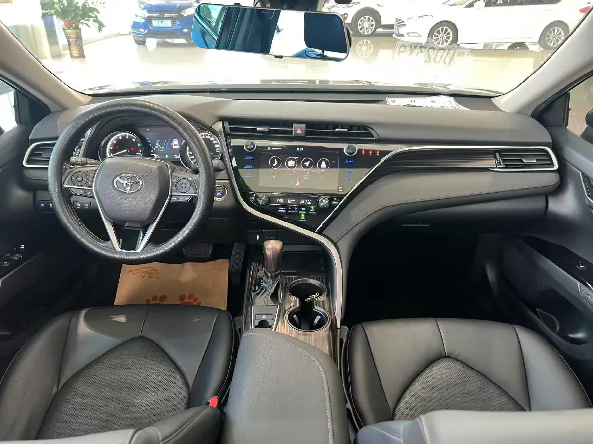 2019 Toyota Camry 2.0L 178HP L4 CVT,autocango,china used car exporter,china ev exporter,chinese used car exporter,chinese used ev exporter