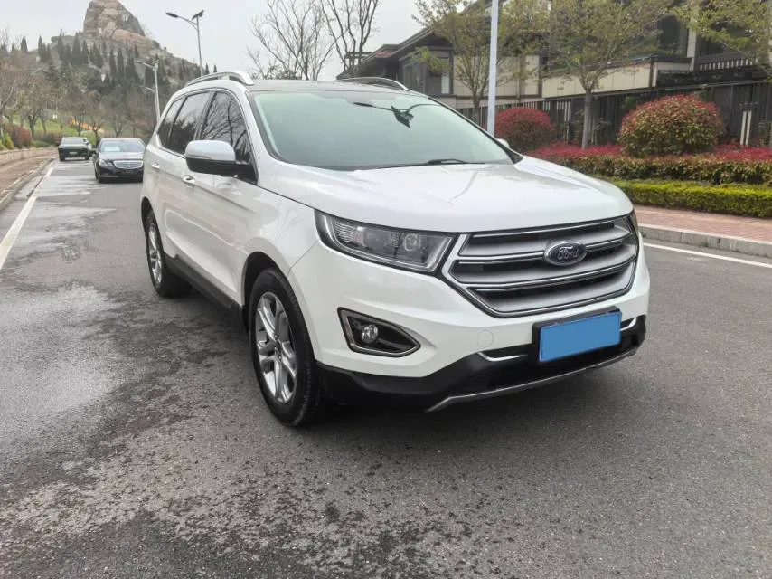 2018 Ford Edge 2.0T 245HP L4 6AT,autocango,china used car exporter,china ev exporter,chinese used car exporter,chinese used ev exporter