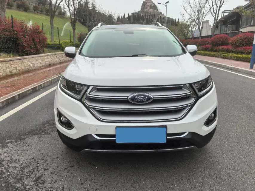 2018 Ford Edge 2.0T 245HP L4 6AT,autocango,china used car exporter,china ev exporter,chinese used car exporter,chinese used ev exporter