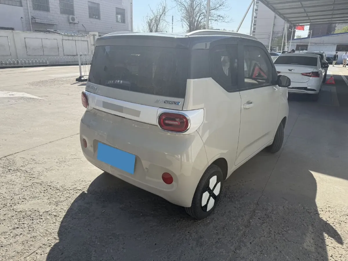 2024 WuLing HongGuang MINI EV BEV 17.3KWH,autocango,china used car exporter,china ev exporter,chinese used car exporter,chinese used ev exporter