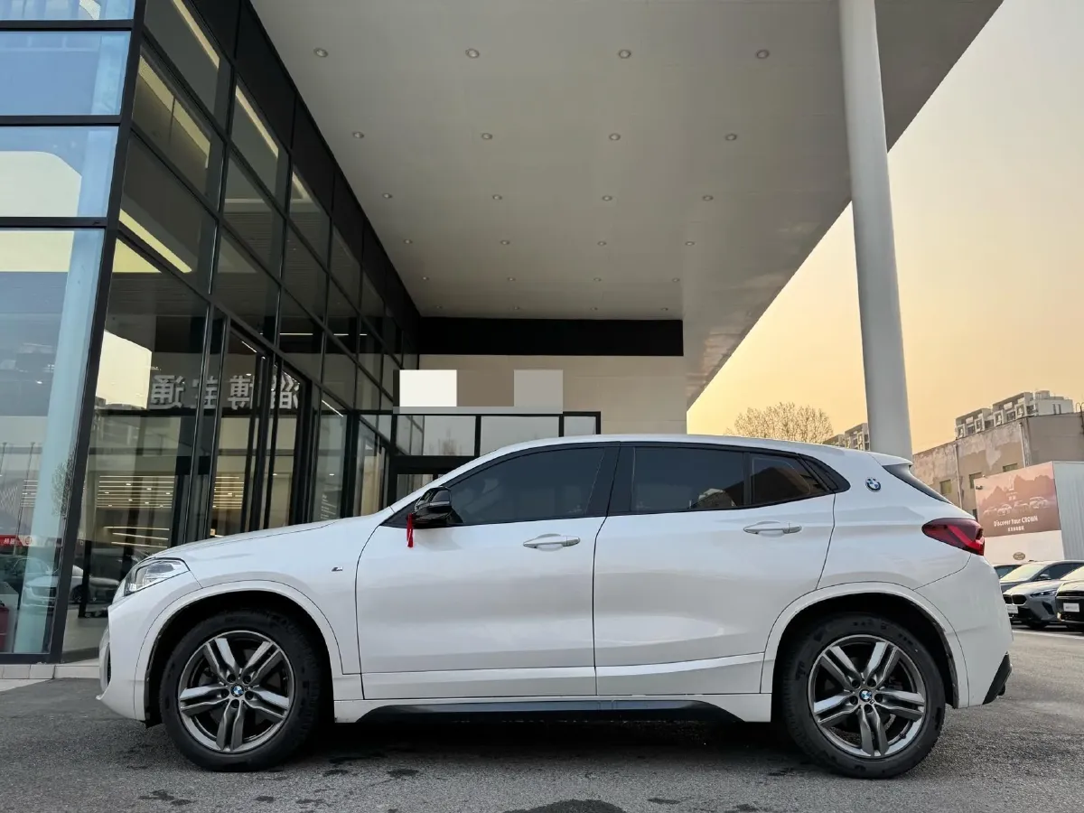 2023 BMW X2 2.0T 178HP L4 7DCT,autocango,china used car exporter,china ev exporter,chinese used car exporter,chinese used ev exporter