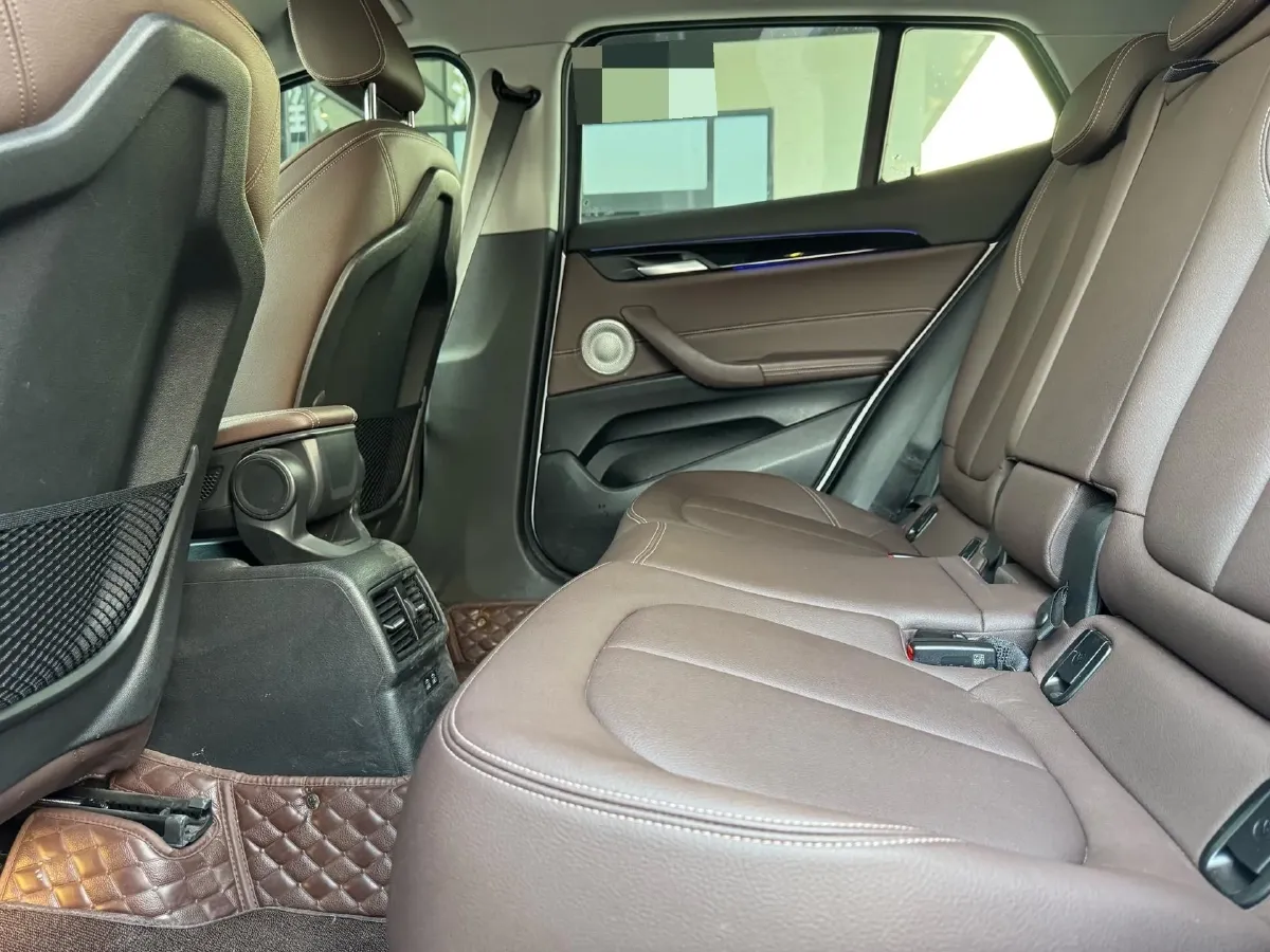 2023 BMW X2 2.0T 178HP L4 7DCT,autocango,china used car exporter,china ev exporter,chinese used car exporter,chinese used ev exporter