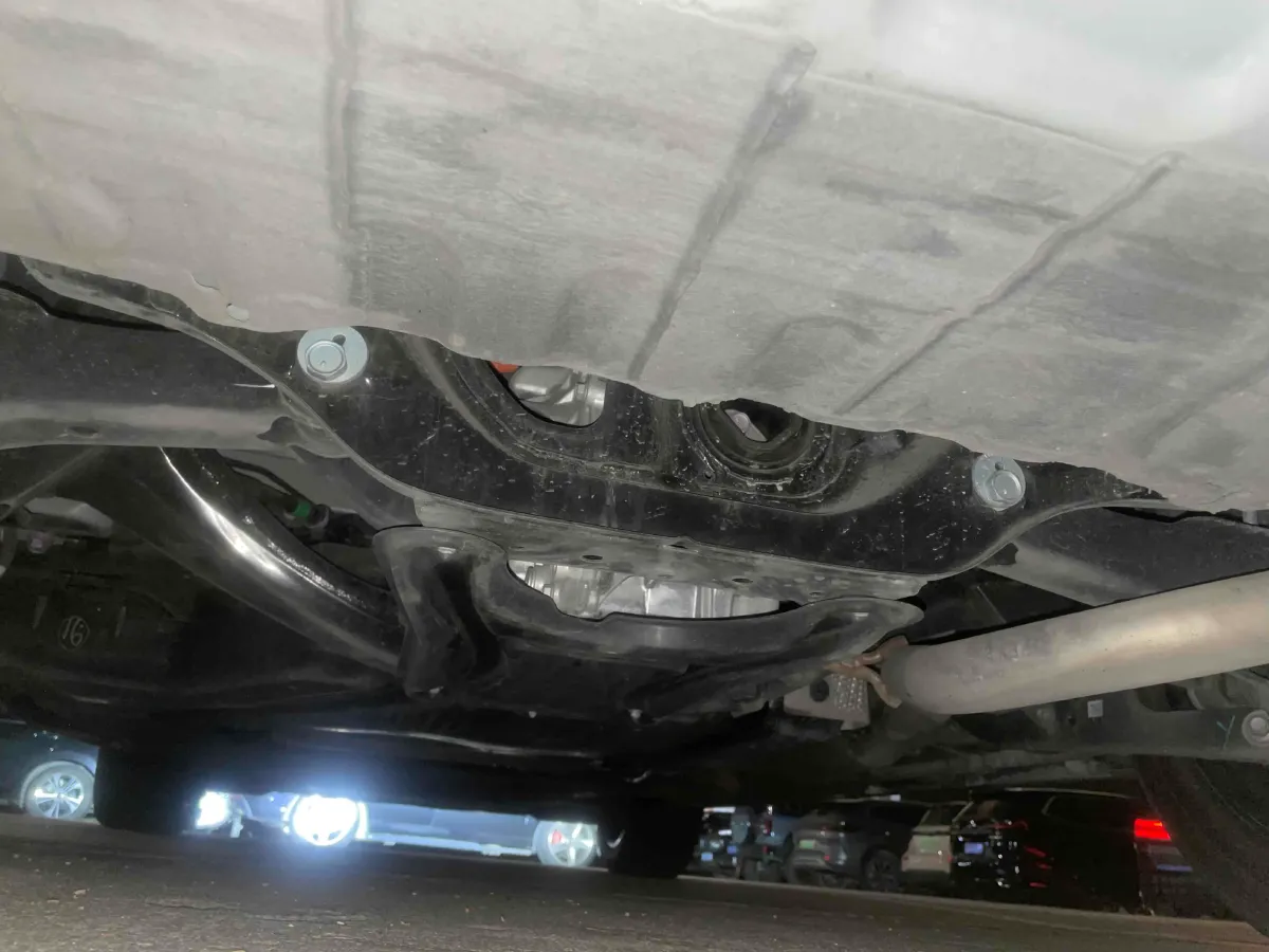 2024 Toyota Sienna 2.5L 189HP L4 E-CVT Hybrid,autocango,china used car exporter,china ev exporter,chinese used car exporter,chinese used ev exporter