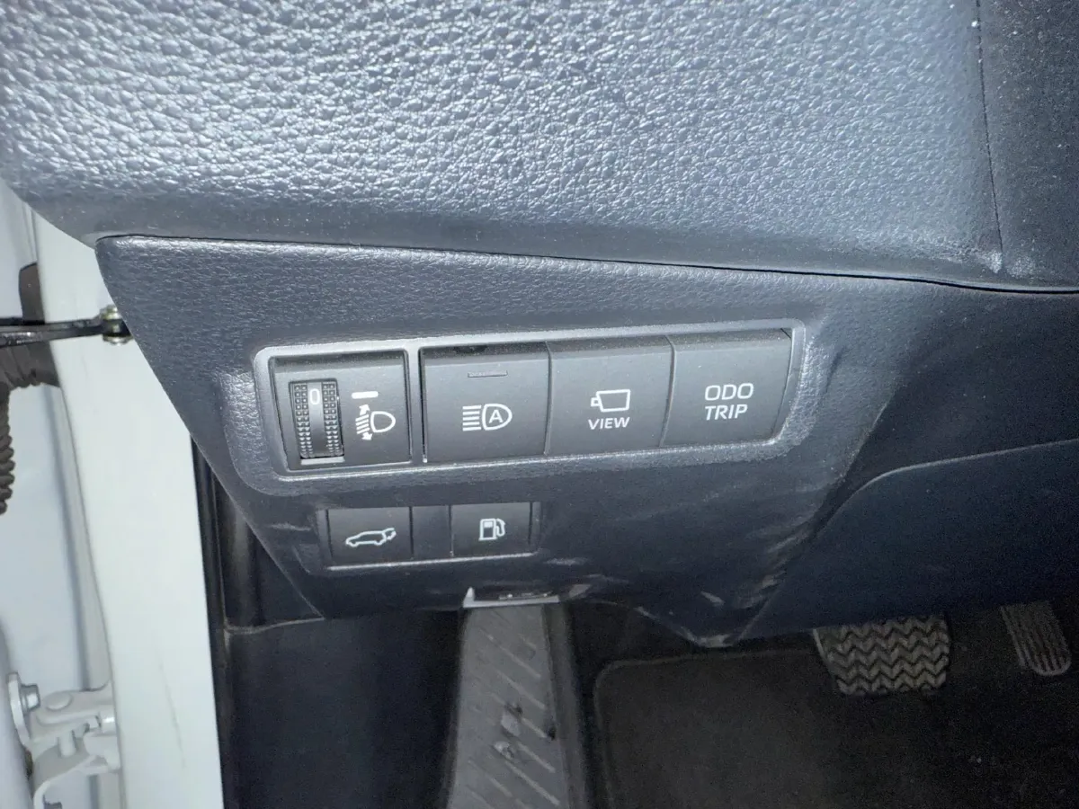 2023 Toyota Frontlander 2.0L 152HP L4 E-CVT Hybrid,autocango,china used car exporter,china ev exporter,chinese used car exporter,chinese used ev exporter