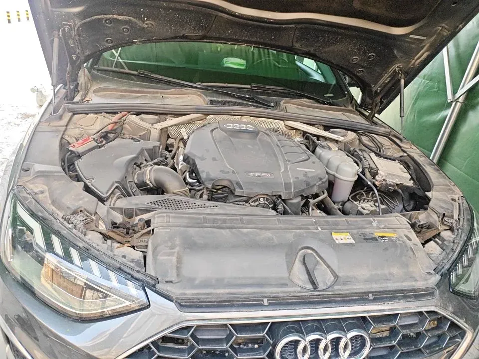 2020 Audi A4L 2.0T 190HP L4 7DCT,autocango,china used car exporter,china ev exporter,chinese used car exporter,chinese used ev exporter