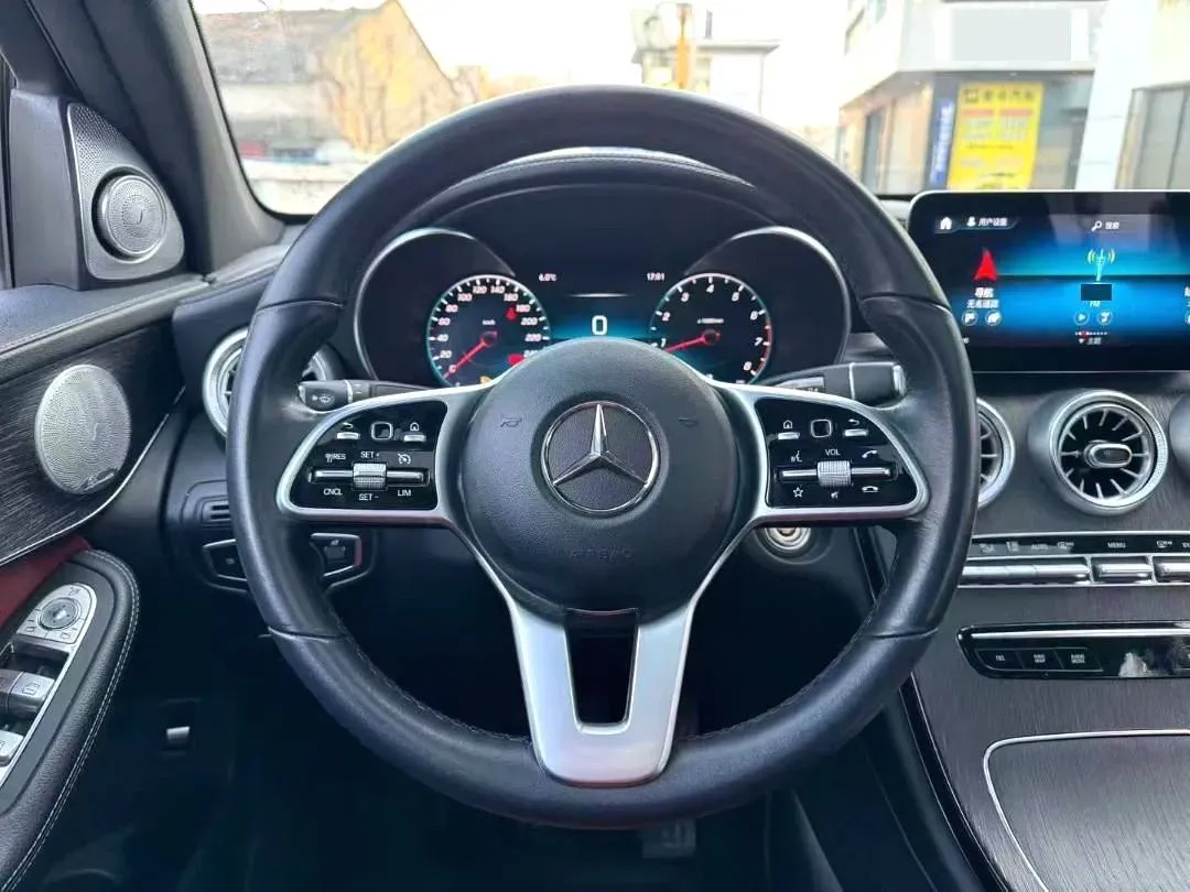 2022 Mercedes-Benz GLC Coupe 2.0T 258HP L4 9AT,autocango,china used car exporter,china ev exporter,chinese used car exporter,chinese used ev exporter