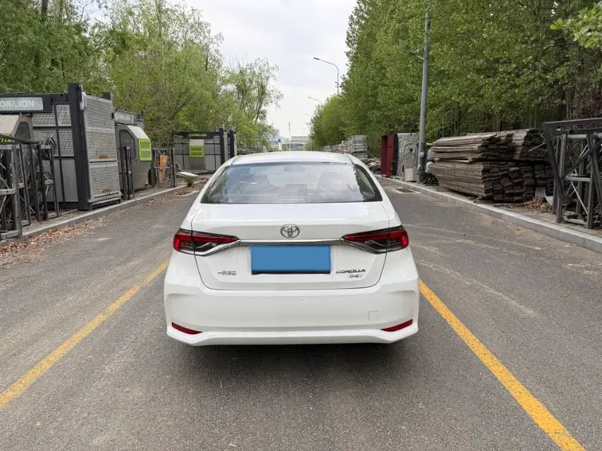 2022 Toyota Corolla 1.2T 116HP L4 CVT,autocango,china used car exporter,china ev exporter,chinese used car exporter,chinese used ev exporter