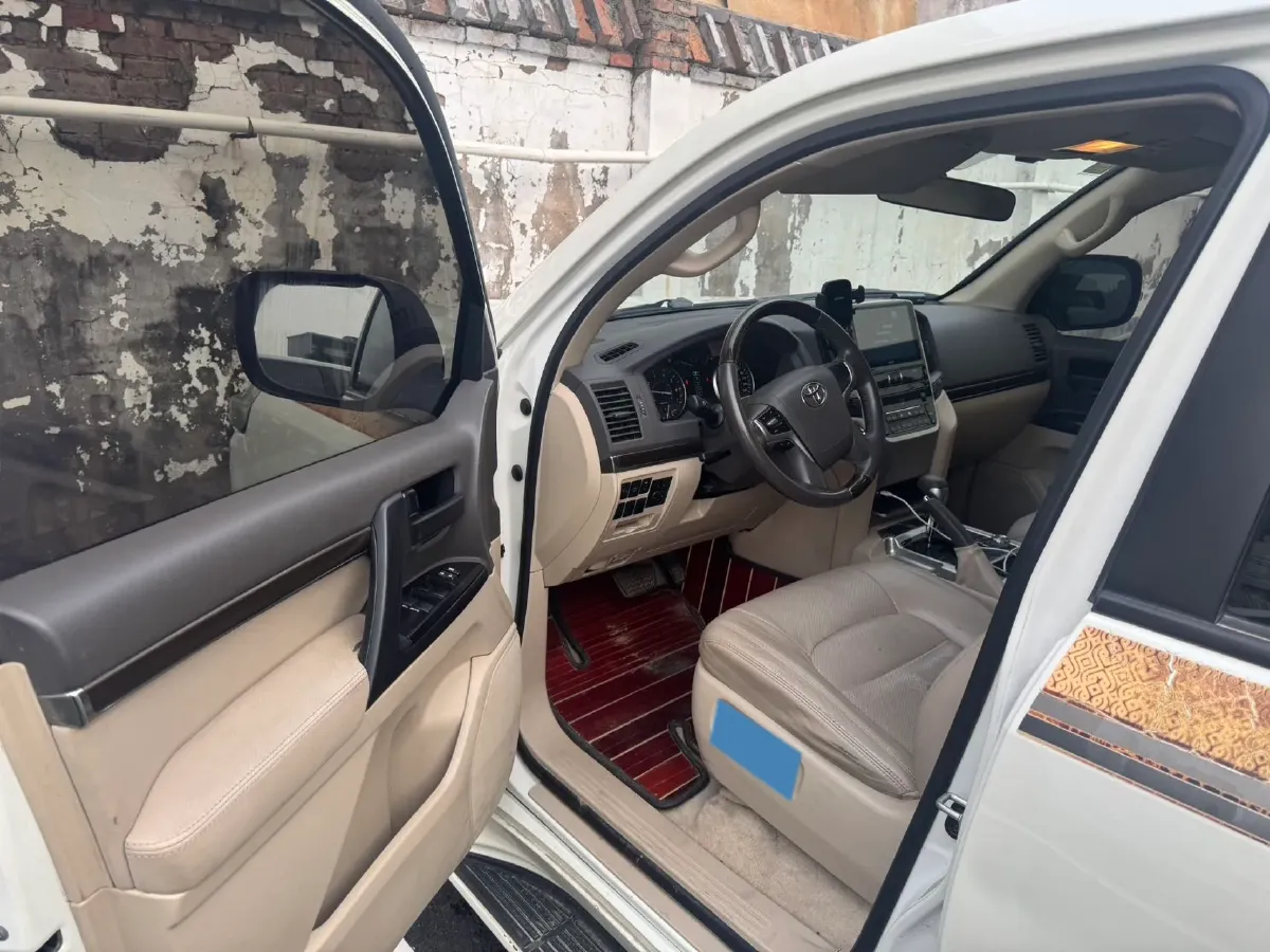 2019 Chevrolet Trax 1.0T 125HP L3 6AT,autocango,china used car exporter,china ev exporter,chinese used car exporter,chinese used ev exporter