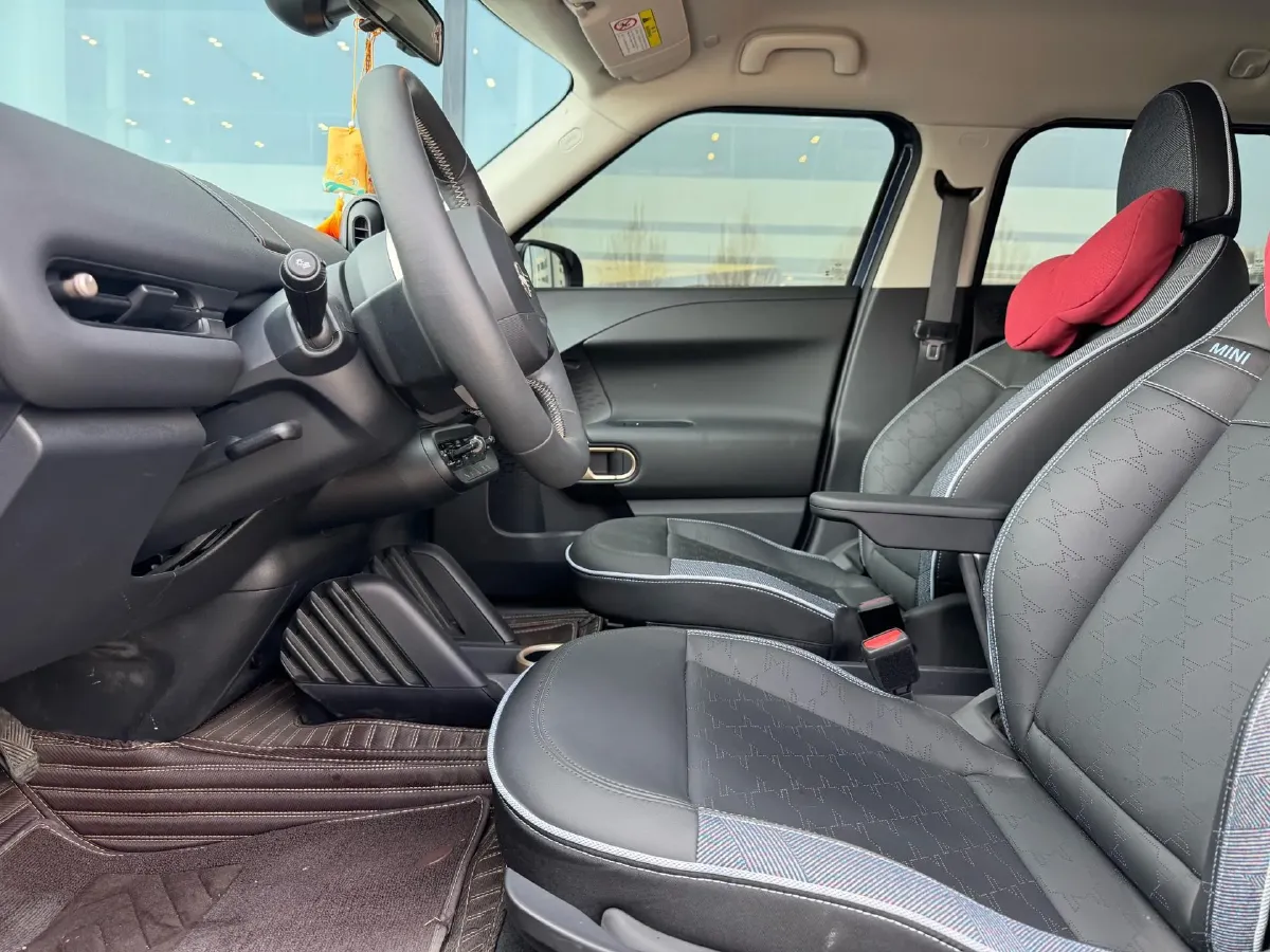 2024 MINI ACEMAN BEV 51.5KWH,autocango,china used car exporter,china ev exporter,chinese used car exporter,chinese used ev exporter