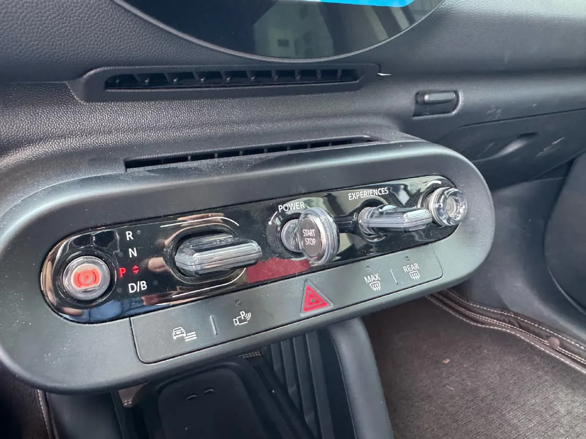 2024 MINI ACEMAN BEV 51.5KWH,autocango,china used car exporter,china ev exporter,chinese used car exporter,chinese used ev exporter