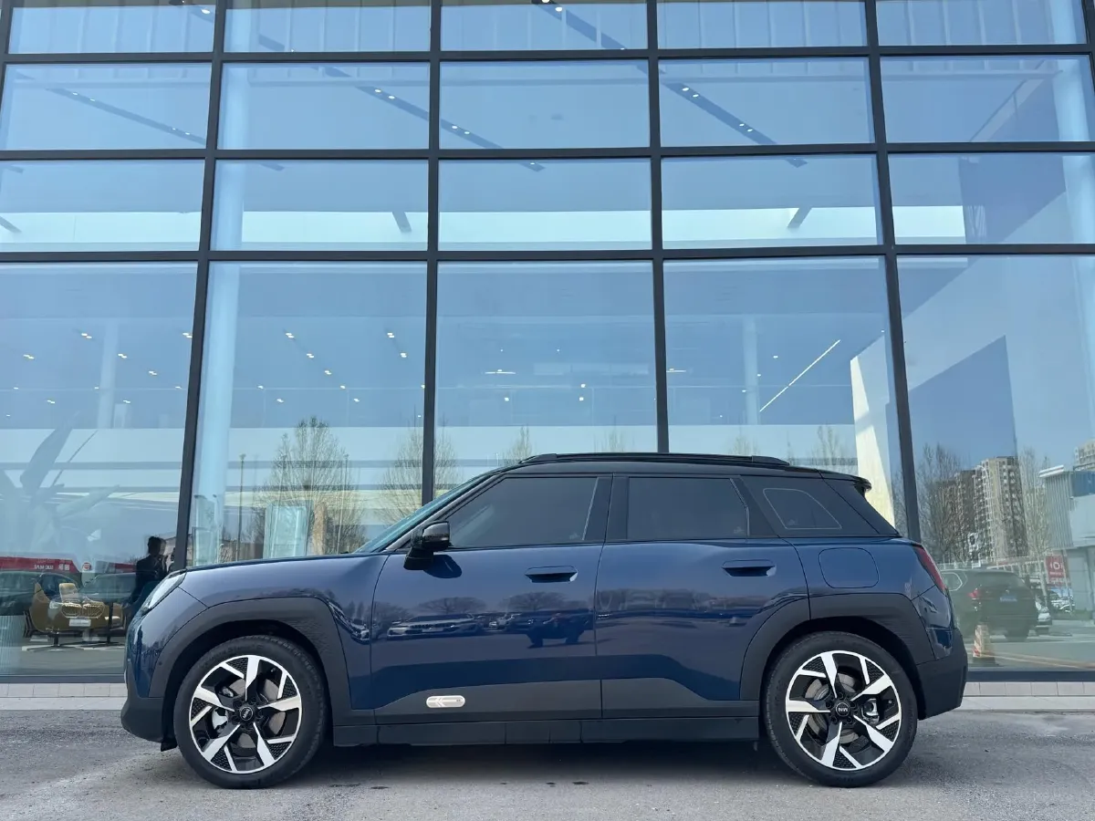 2024 MINI ACEMAN BEV 51.5KWH,autocango,china used car exporter,china ev exporter,chinese used car exporter,chinese used ev exporter