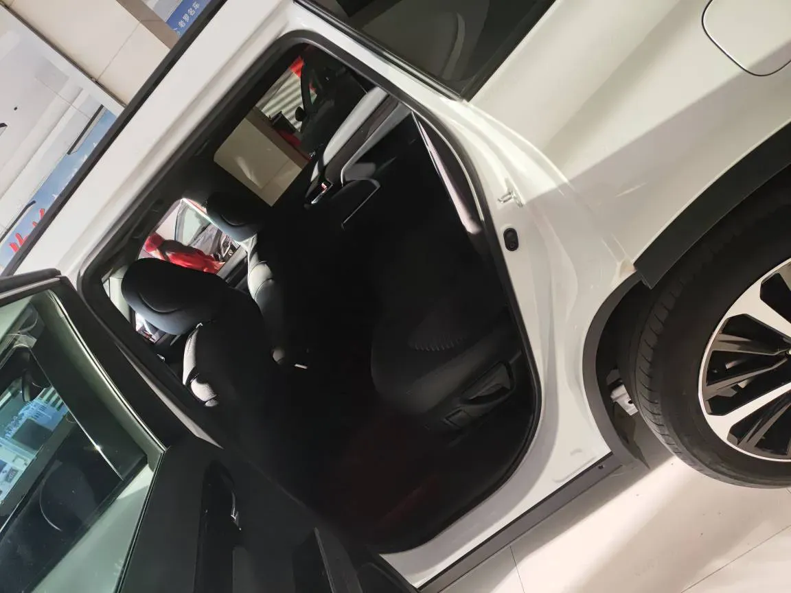 2023 Toyota Crown Kluger 2.5L 189HP L4 E-CVT Hybrid,autocango,china used car exporter,china ev exporter,chinese used car exporter,chinese used ev exporter